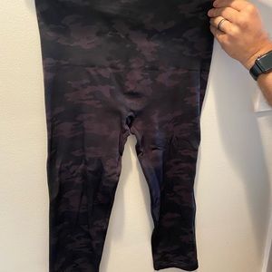 Super high waisted SPANX camo leggings